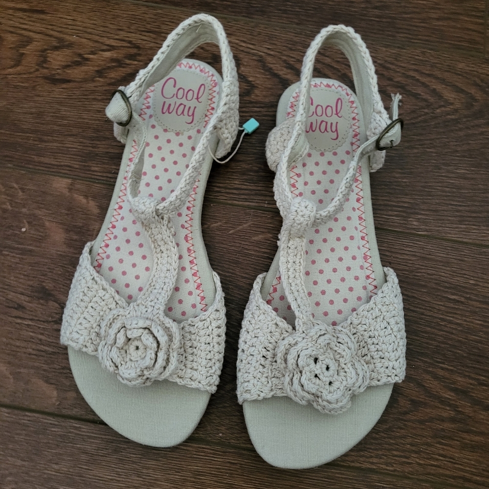 Cool way, ladies shoes